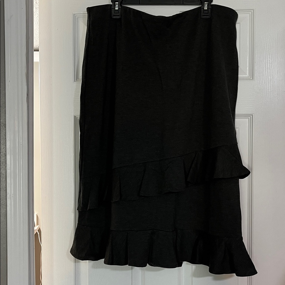 Cato Charcoal Gray Assymetric Ruffle Skirt